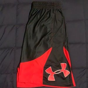 Men’s XL Black and Red Under Armour Shorts